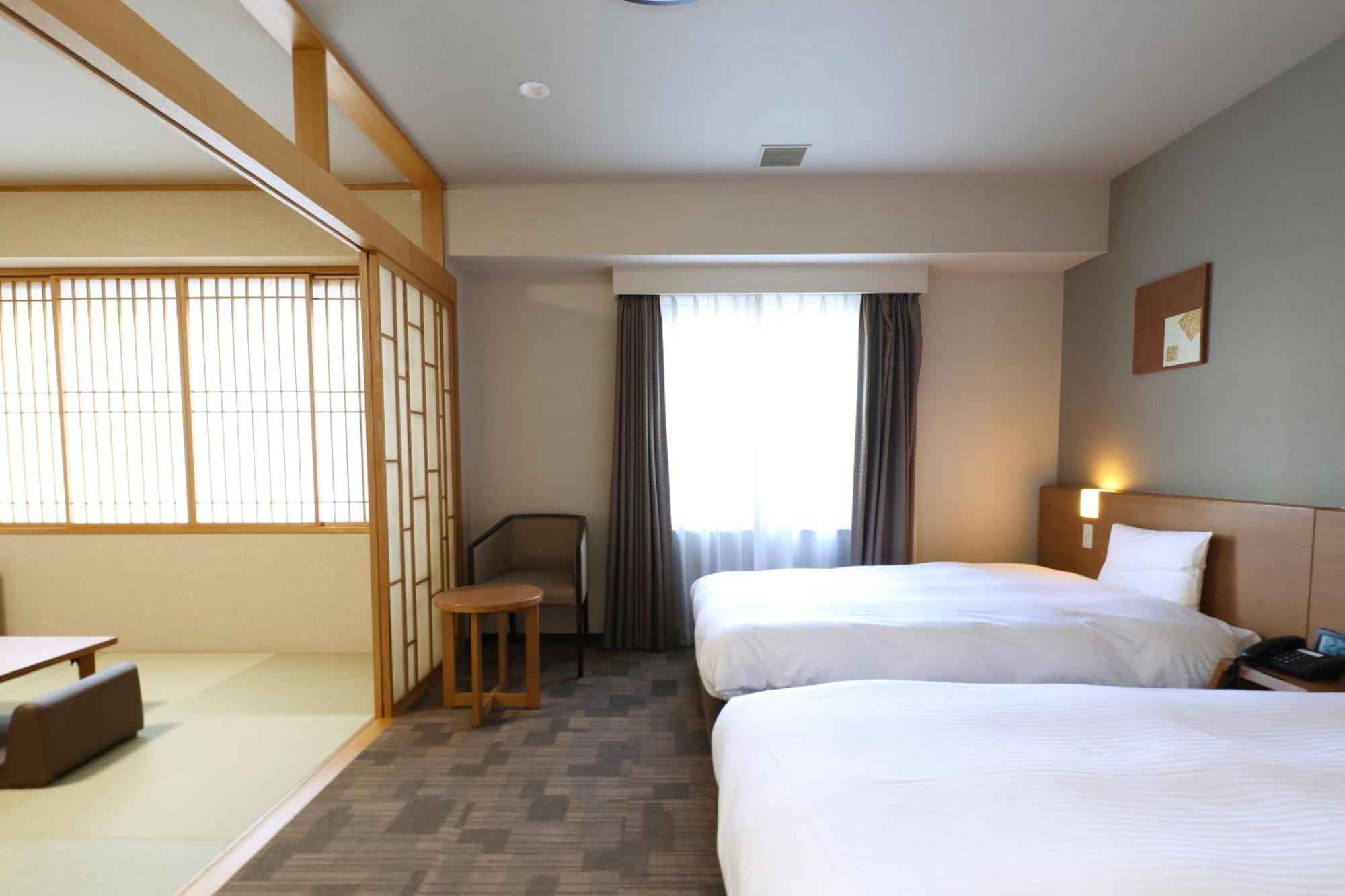 Dormy Inn Chiba City Soga Екстериор снимка